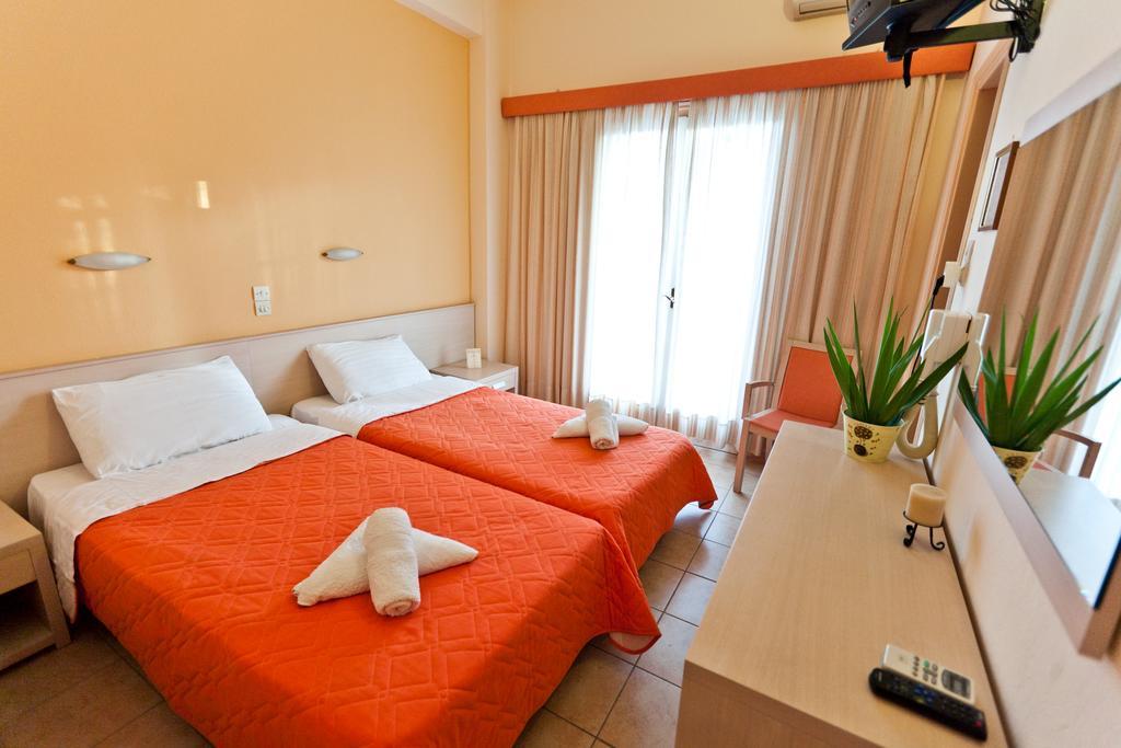 Hotel Possidon Aegina Exterior photo
