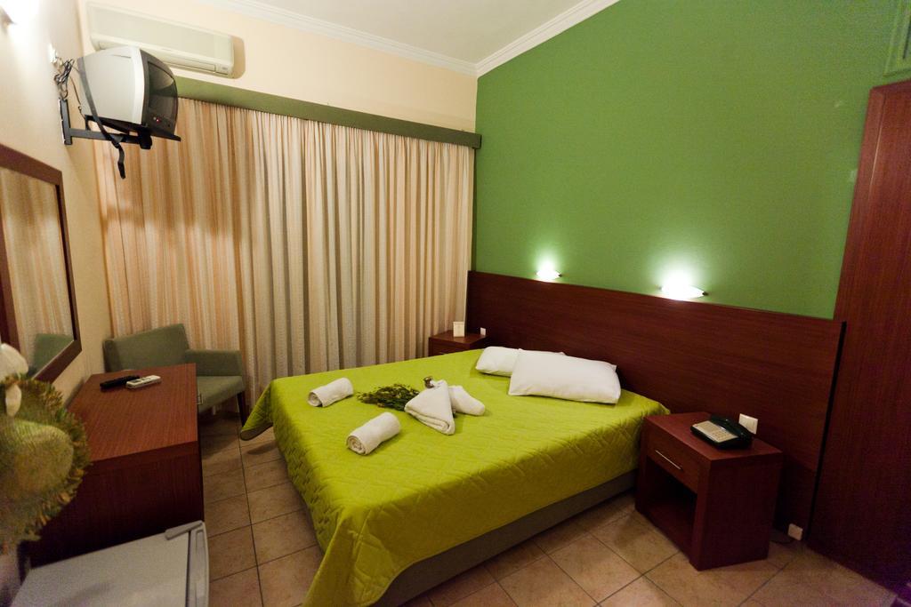 Hotel Possidon Aegina Room photo
