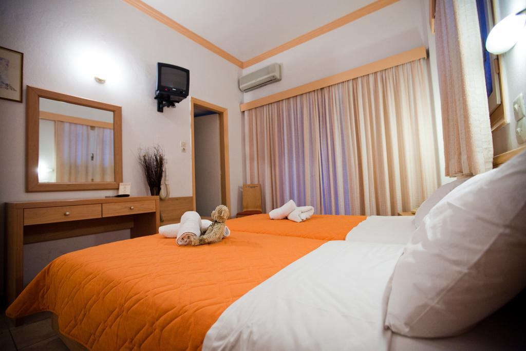 Hotel Possidon Aegina Room photo