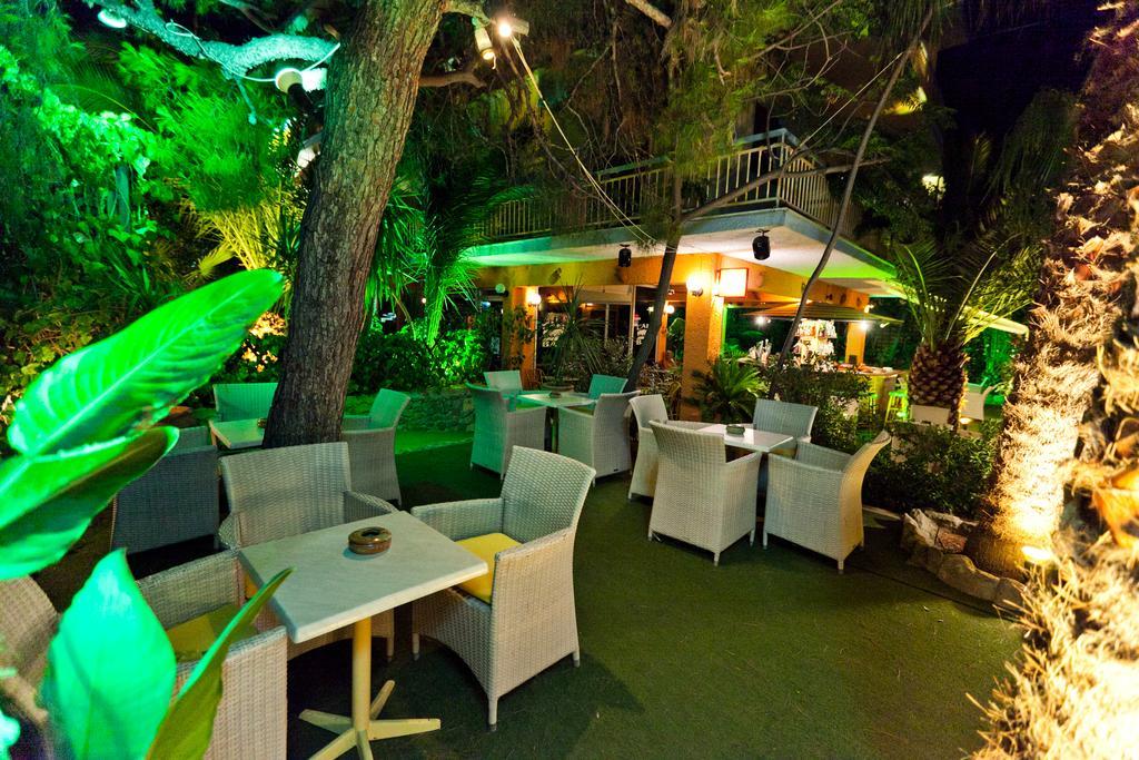 Hotel Possidon Aegina Exterior photo