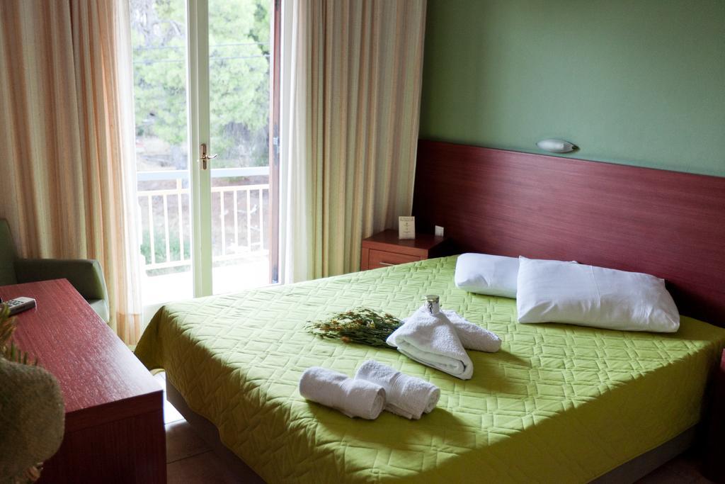 Hotel Possidon Aegina Exterior photo