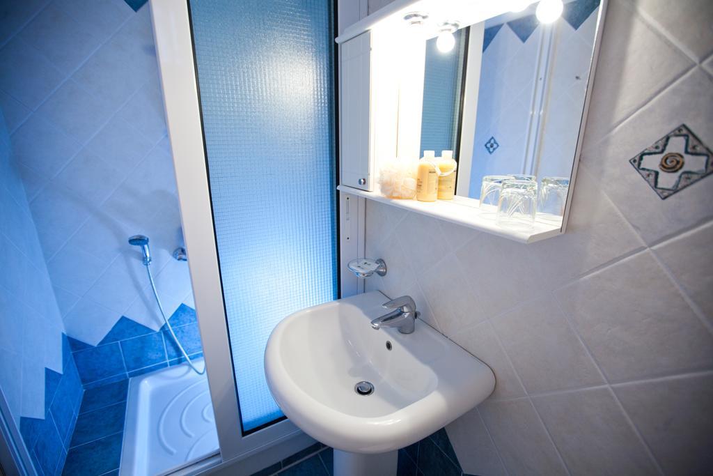 Hotel Possidon Aegina Room photo
